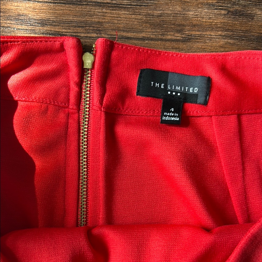 The Limited Pencil Skirt - Picture 2 of 4